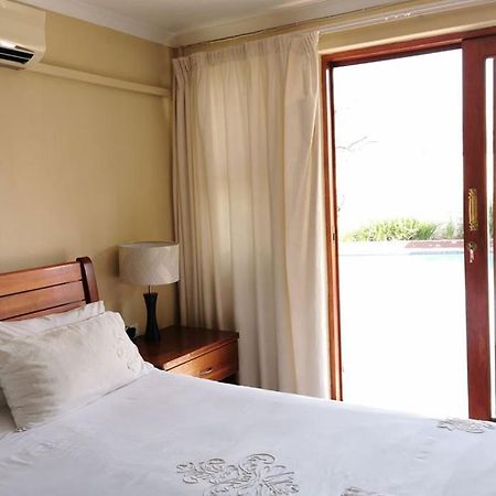 Somona Guest House Joanesburgo Exterior foto